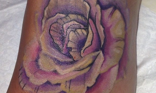 Watercolor rose on foot